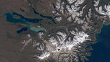Mount Katmai und Naknek Lake